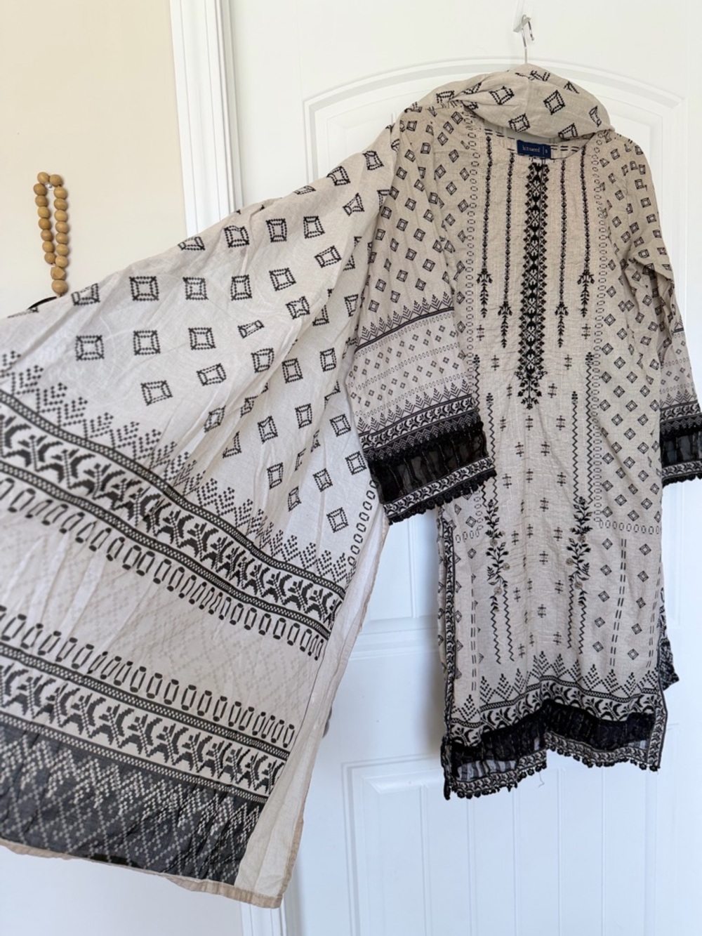 Bin Saeed 2pc Summer Suit, Kurta With Dupatta - Make Bundle, Save 💰.